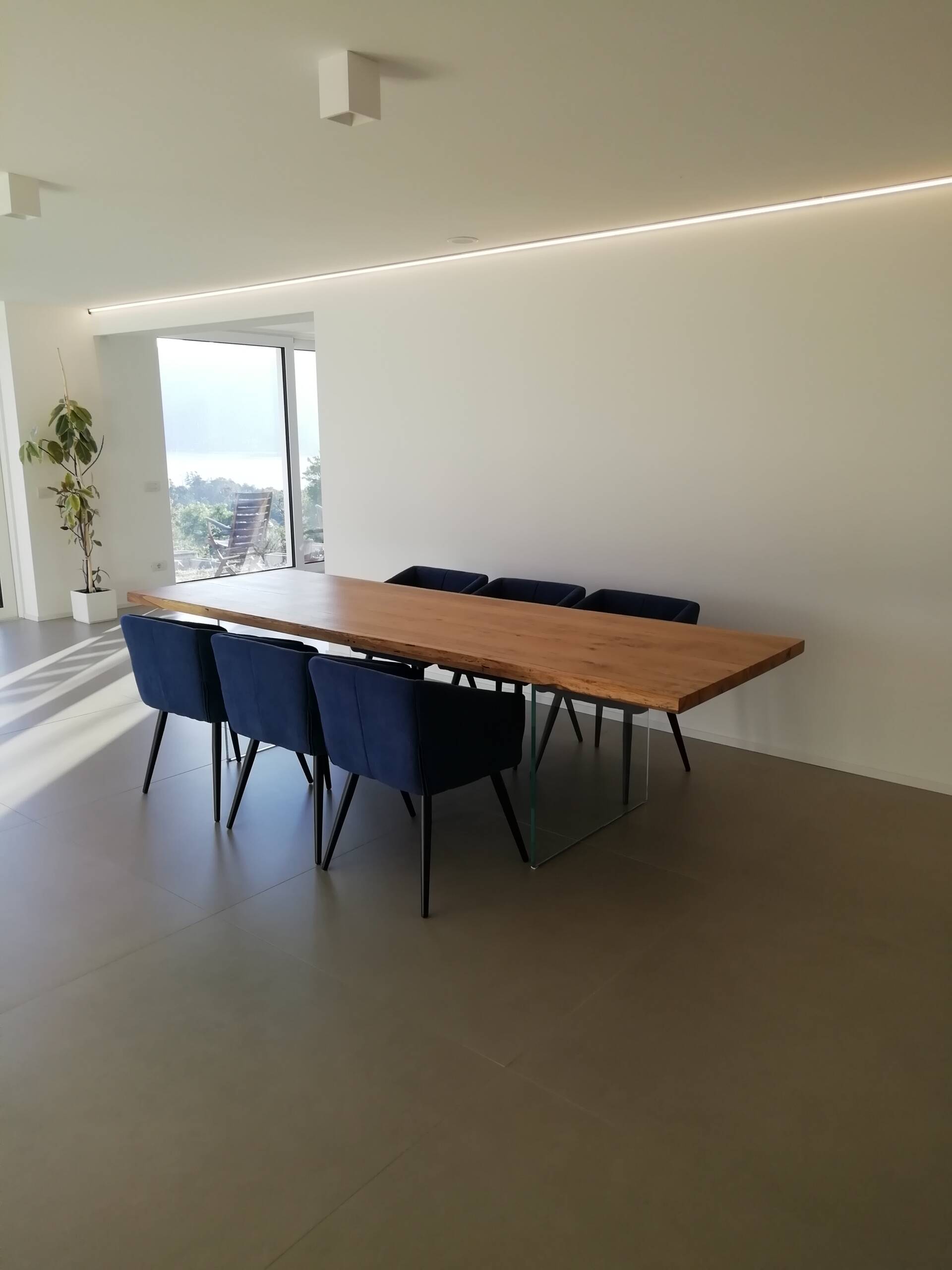 Tavolo2